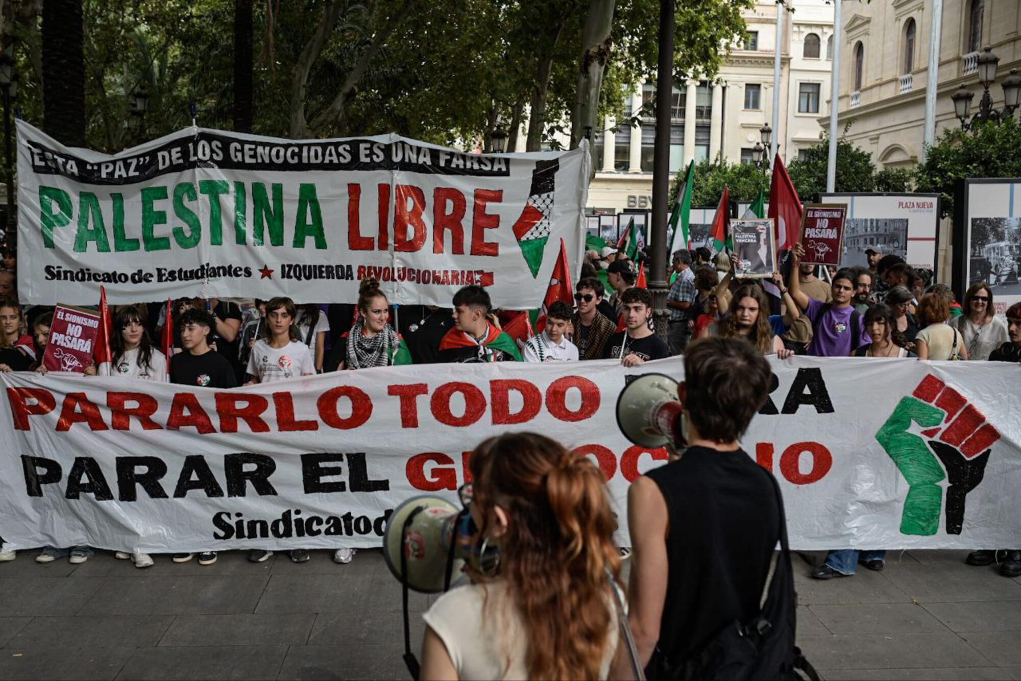 Manifestación en Sevilla durante la jornada de huelga general por Palestina del 15 de octubre